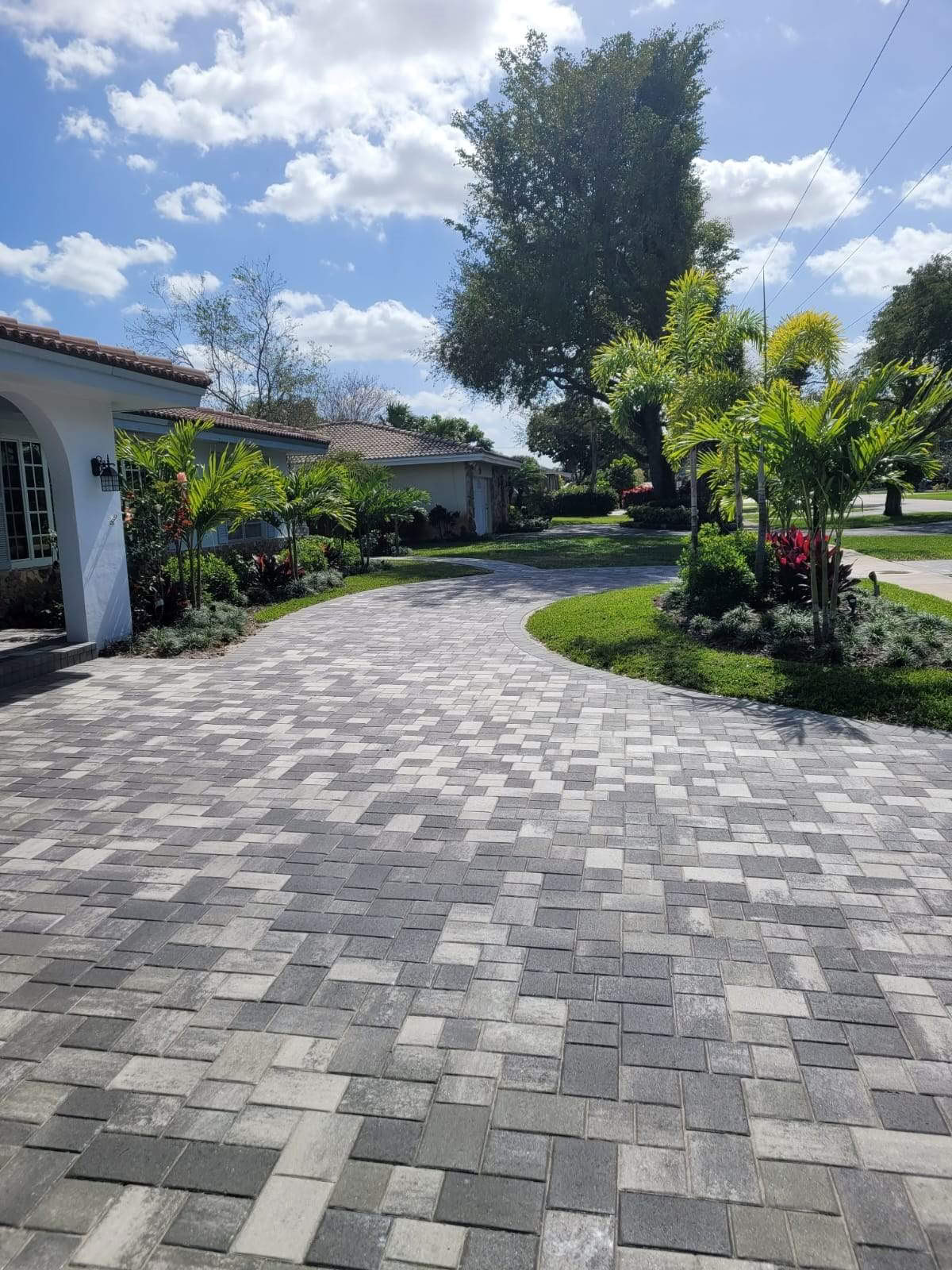 HANZEL LANDSCAPING & CONSTRUCTION Excellence